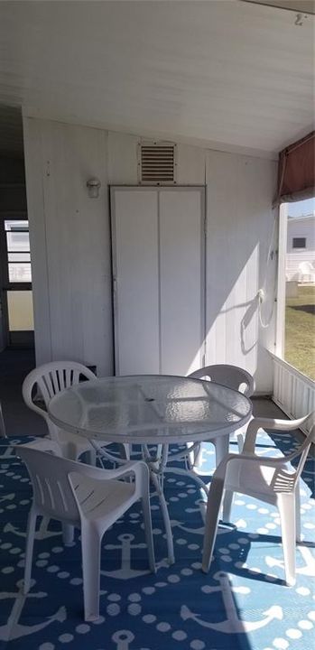 Active With Contract: $129,000 (2 beds, 2 baths, 1152 Square Feet)