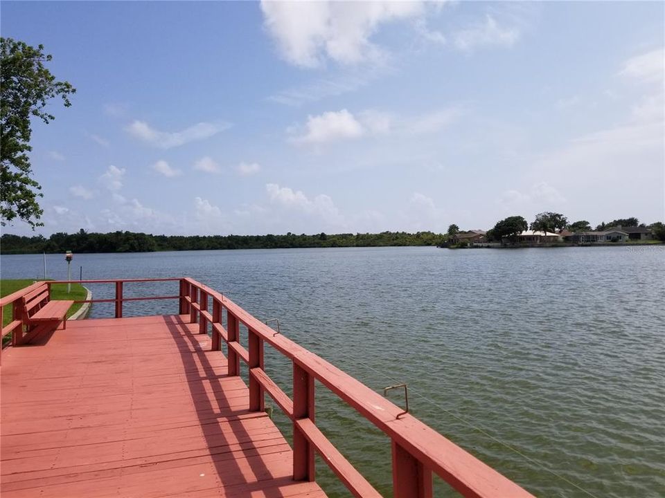 Active With Contract: $129,000 (2 beds, 2 baths, 1152 Square Feet)