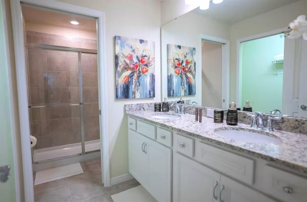 For Sale: $514,990 (5 beds, 4 baths, 2263 Square Feet)