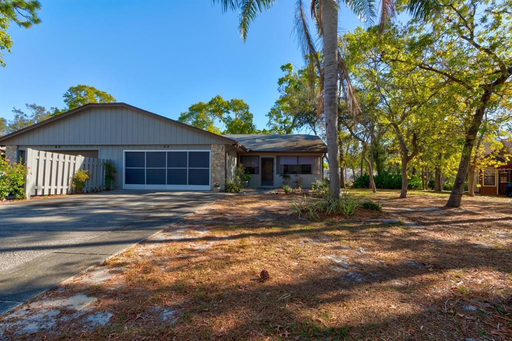 Недавно продано: $255,000 (2 спален, 2 ванн, 1380 Квадратных фут)