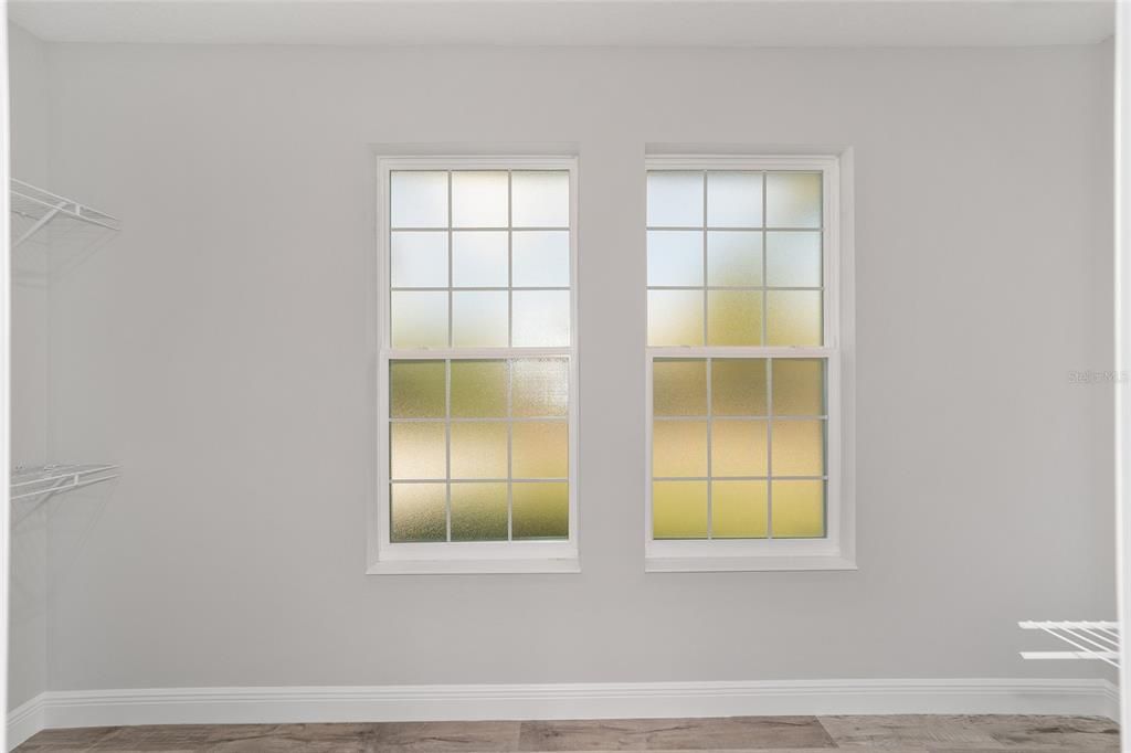 For Sale: $294,999 (3 beds, 2 baths, 1640 Square Feet)