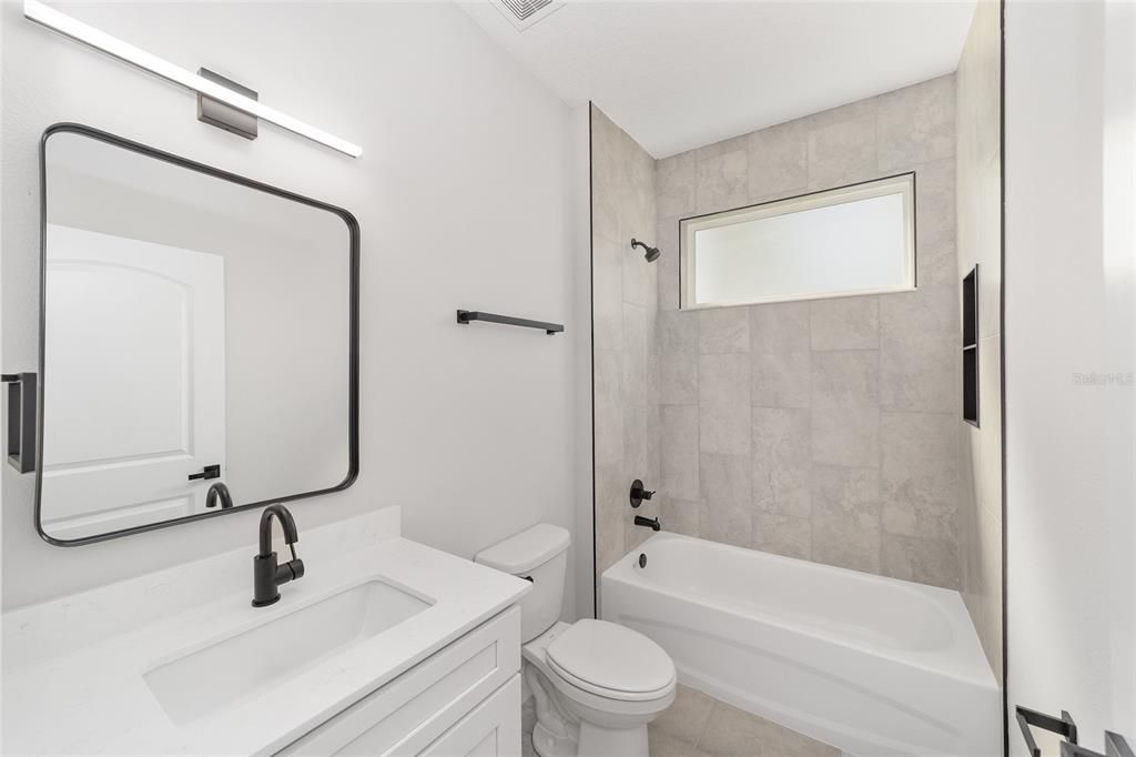 For Sale: $294,999 (3 beds, 2 baths, 1640 Square Feet)