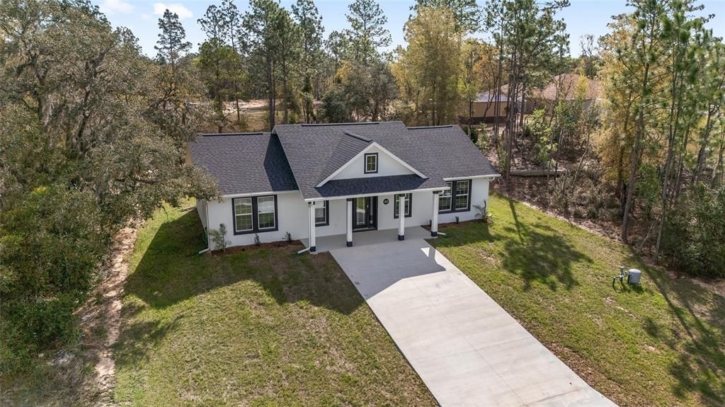 For Sale: $294,999 (3 beds, 2 baths, 1640 Square Feet)