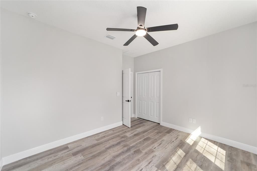 For Sale: $294,999 (3 beds, 2 baths, 1640 Square Feet)