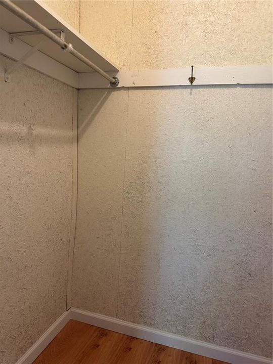 For Sale: $135,800 (3 beds, 2 baths, 1250 Square Feet)