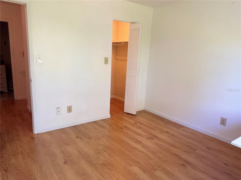 For Sale: $135,800 (3 beds, 2 baths, 1250 Square Feet)