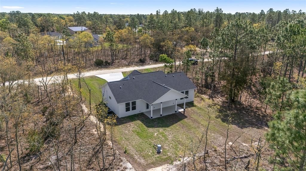 Activo con contrato: $282,500 (3 camas, 2 baños, 1640 Pies cuadrados)