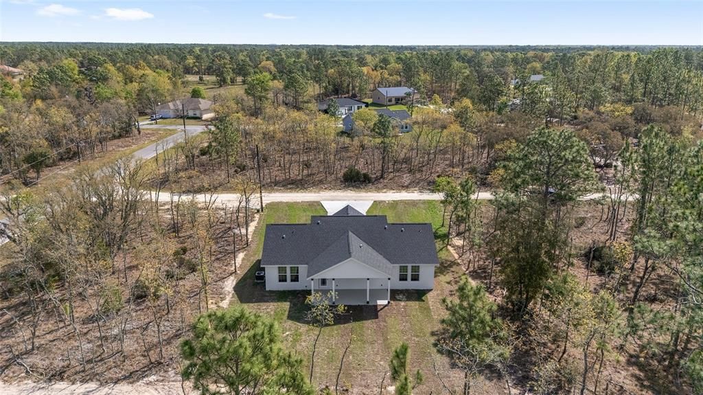 Activo con contrato: $282,500 (3 camas, 2 baños, 1640 Pies cuadrados)