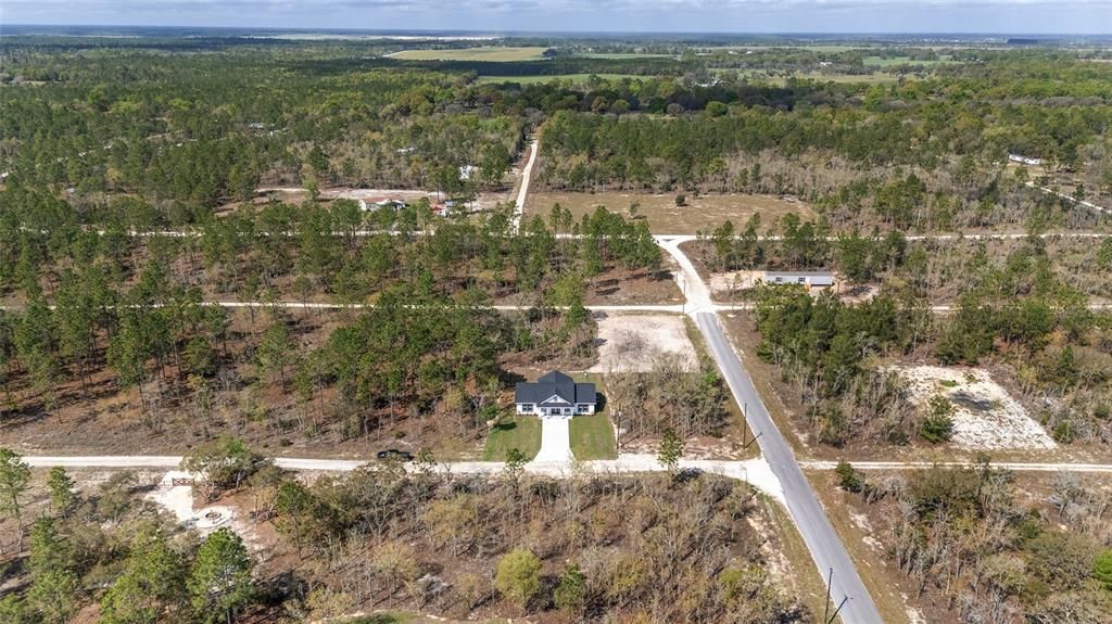 Activo con contrato: $282,500 (3 camas, 2 baños, 1640 Pies cuadrados)