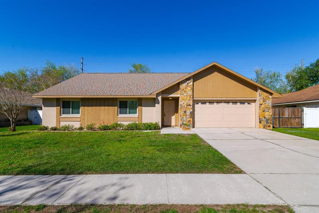 Recently Sold: $429,900 (3 beds, 2 baths, 1580 Square Feet)