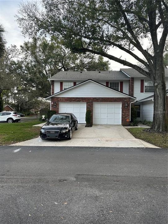 Street View of unit and neighbor
