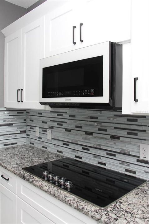 En Venta: $480,000 (3 camas, 2 baños, 2202 Pies cuadrados)