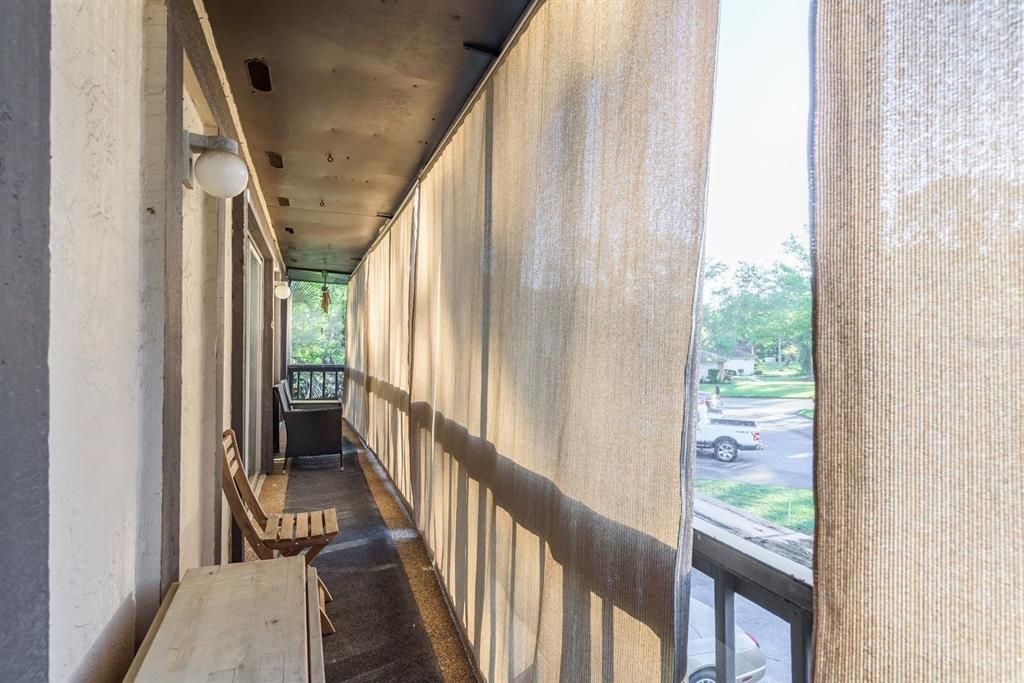 待售: $139,900 (2 贝兹, 1 浴室, 872 平方英尺)