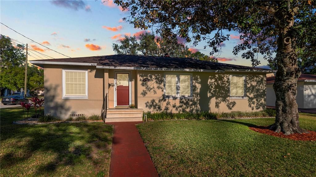 Recently Sold: $278,000 (3 beds, 1 baths, 1311 Square Feet)