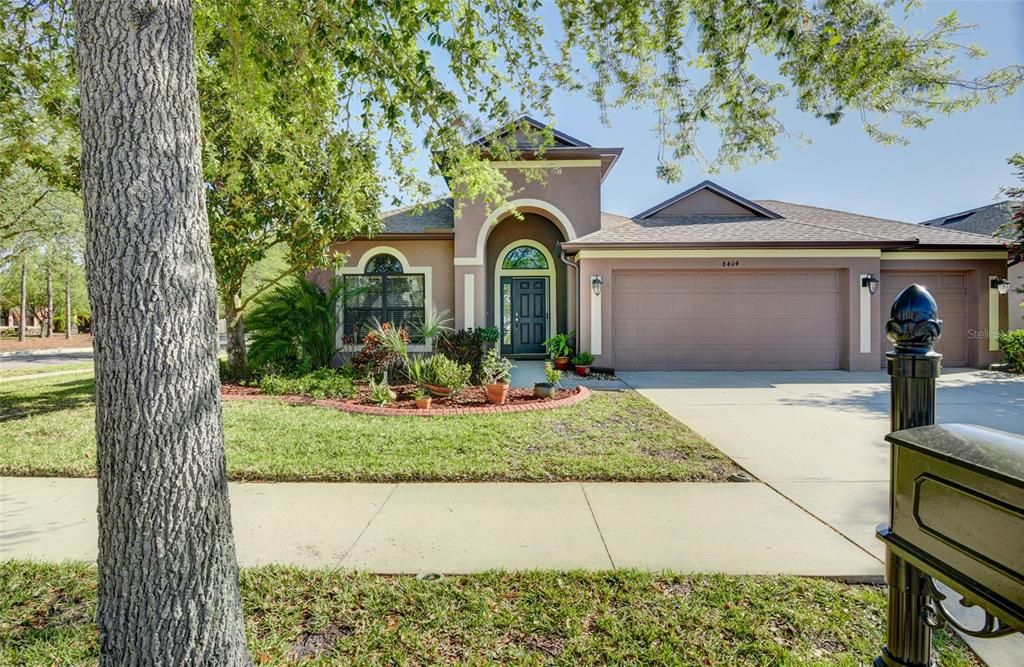 最近售出: $439,900 (3 贝兹, 2 浴室, 2218 平方英尺)