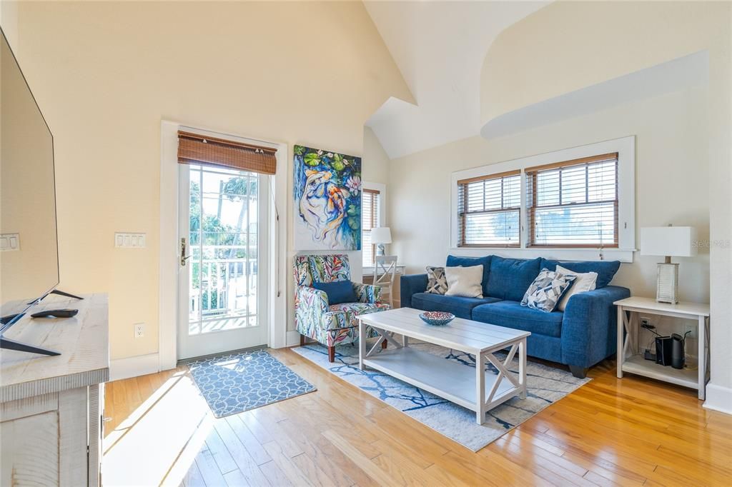 На продажу: $1,200,000 (0 спален, 0 ванн, 1779 Квадратных фут)