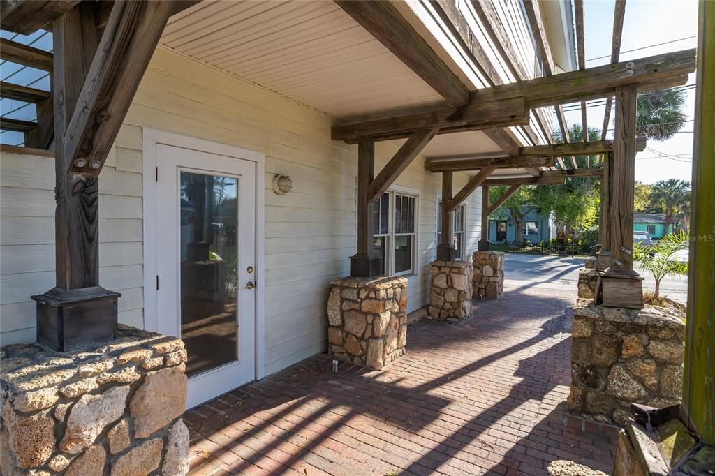 На продажу: $1,200,000 (0 спален, 0 ванн, 1779 Квадратных фут)