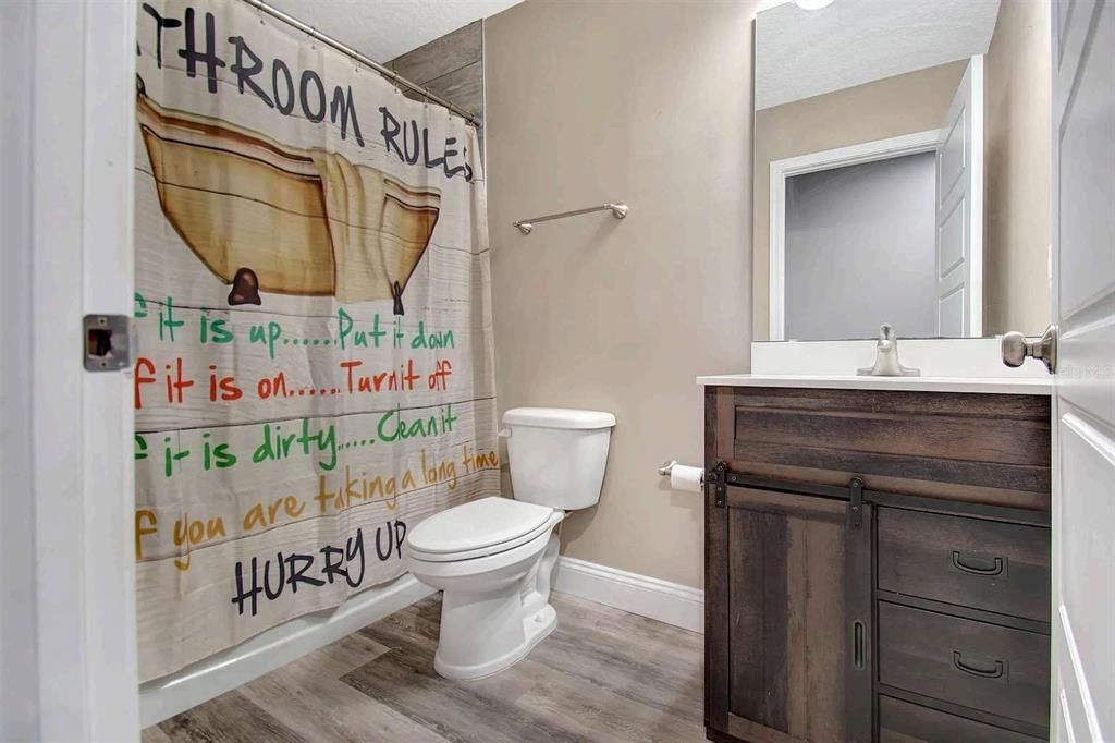 待售: $350,000 (3 贝兹, 2 浴室, 1410 平方英尺)