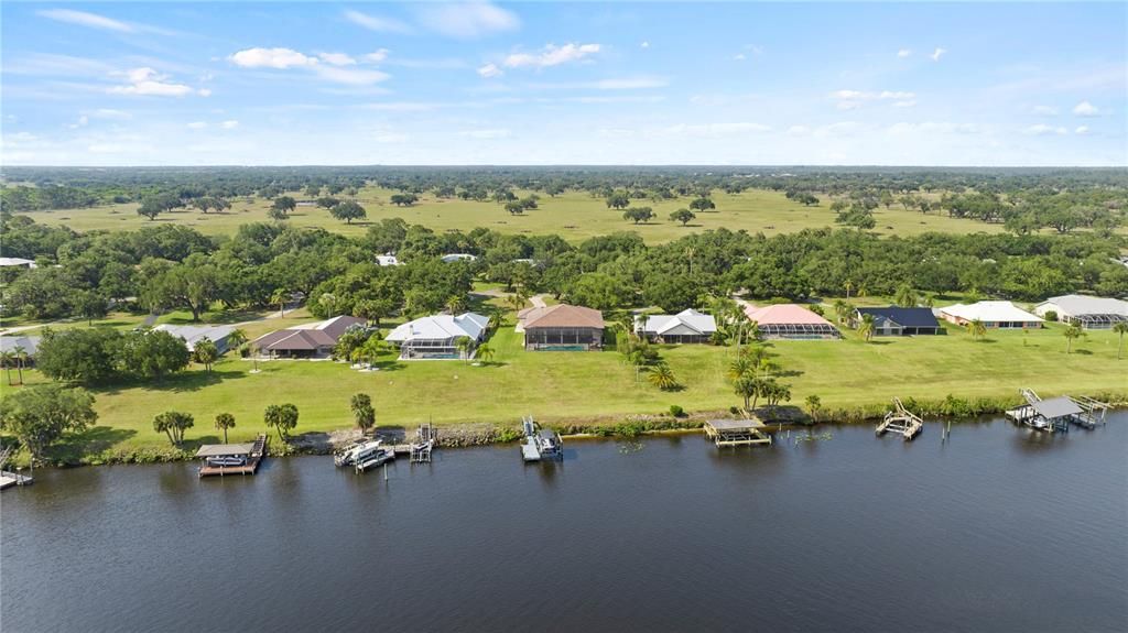 На продажу: $1,329,999 (3 спален, 3 ванн, 2693 Квадратных фут)