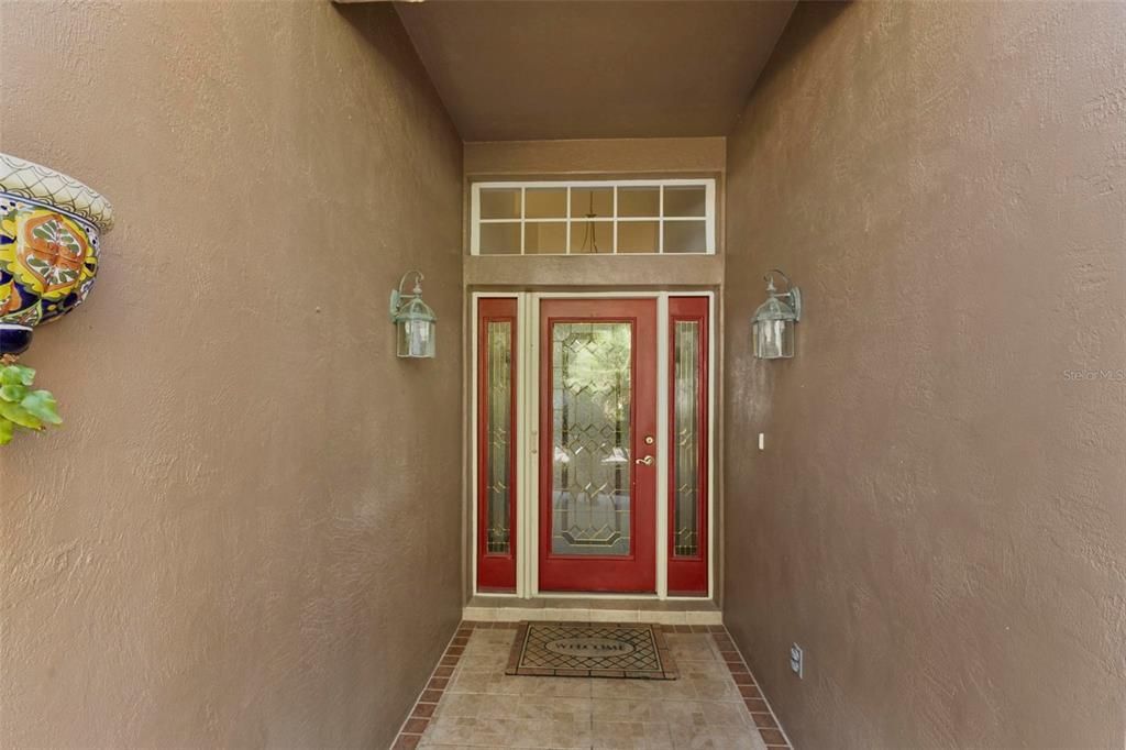 合同活跃: $350,000 (3 贝兹, 2 浴室, 2088 平方英尺)