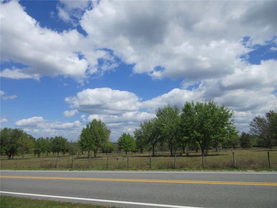 En Venta: $16,500 (0.28 acres)