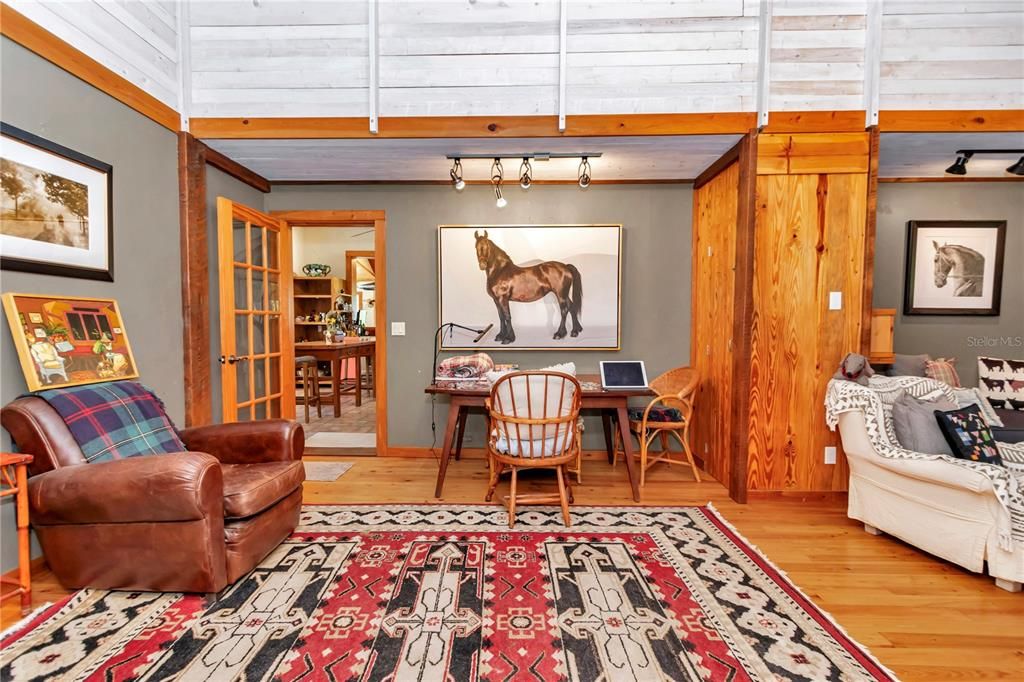 For Sale: $1,999,000 (3 beds, 3 baths, 2926 Square Feet)