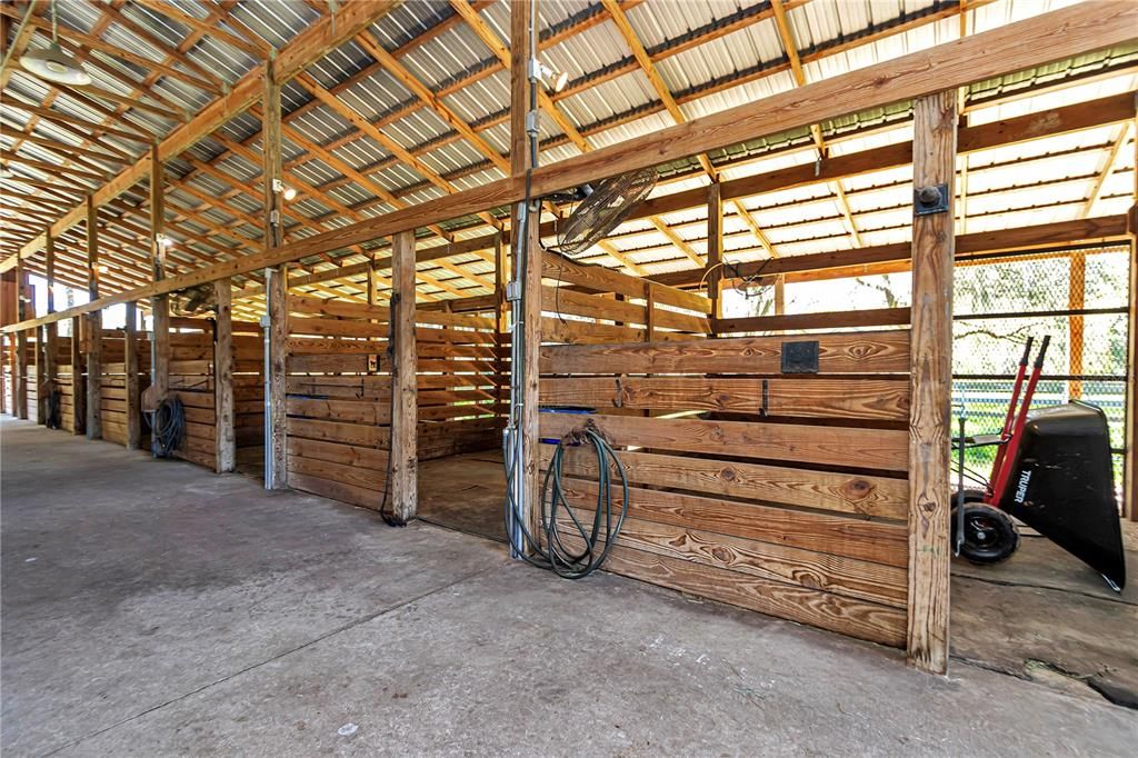 For Sale: $1,999,000 (3 beds, 3 baths, 2926 Square Feet)