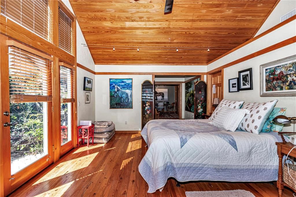 For Sale: $1,999,000 (3 beds, 3 baths, 2926 Square Feet)