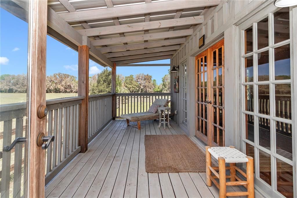 For Sale: $1,999,000 (3 beds, 3 baths, 2926 Square Feet)