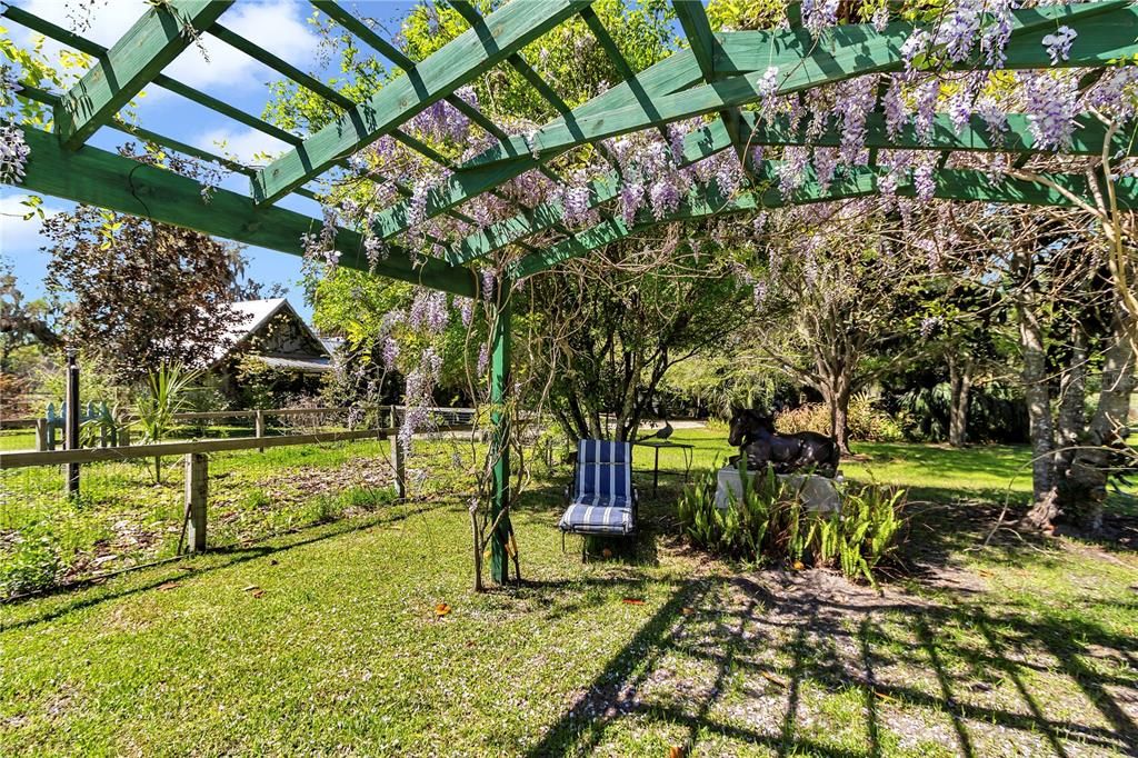 For Sale: $1,999,000 (3 beds, 3 baths, 2926 Square Feet)