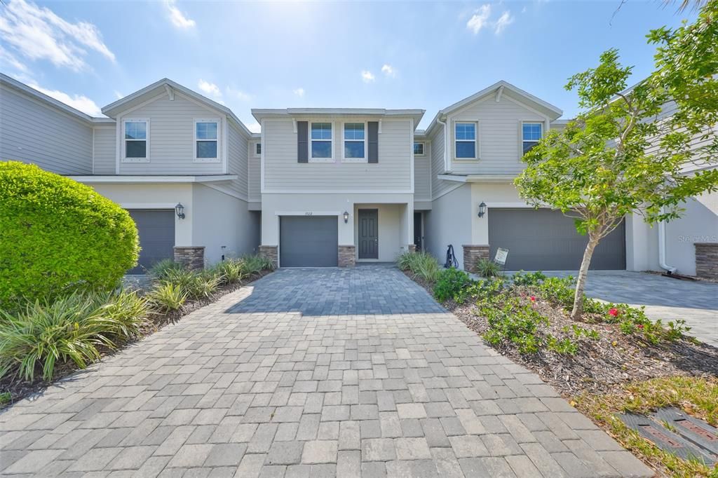 Недавно продано: $375,000 (3 спален, 2 ванн, 1540 Квадратных фут)