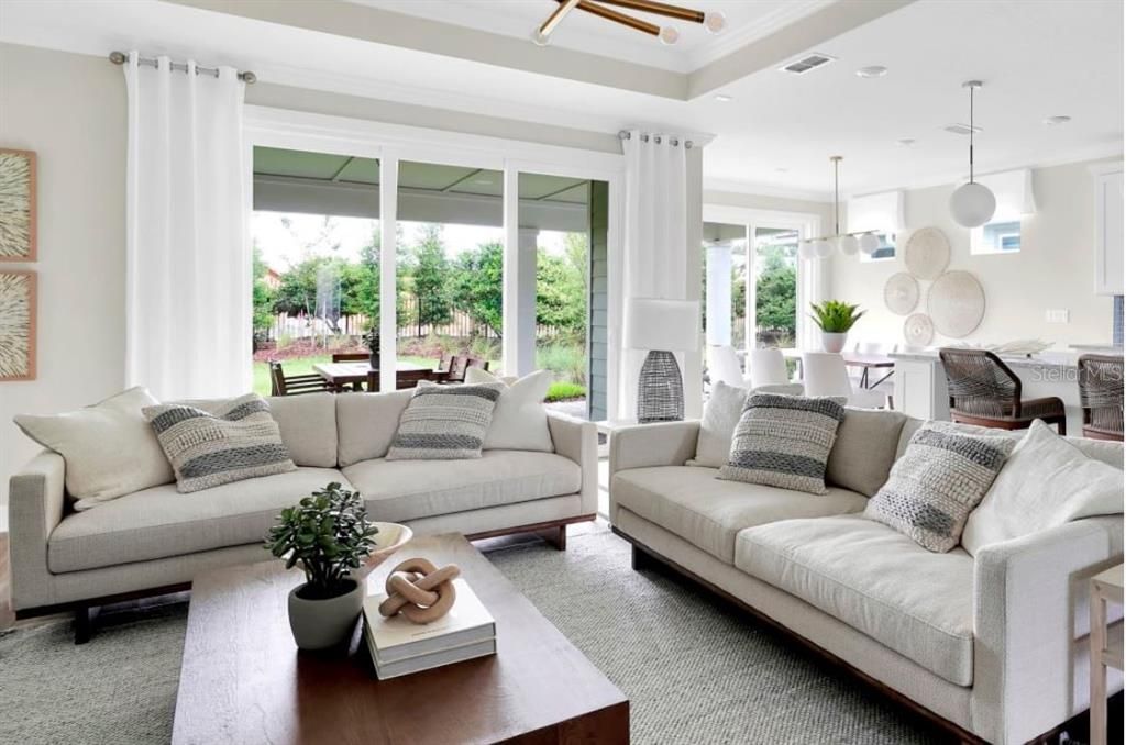 На продажу: $499,300 (2 спален, 2 ванн, 2107 Квадратных фут)