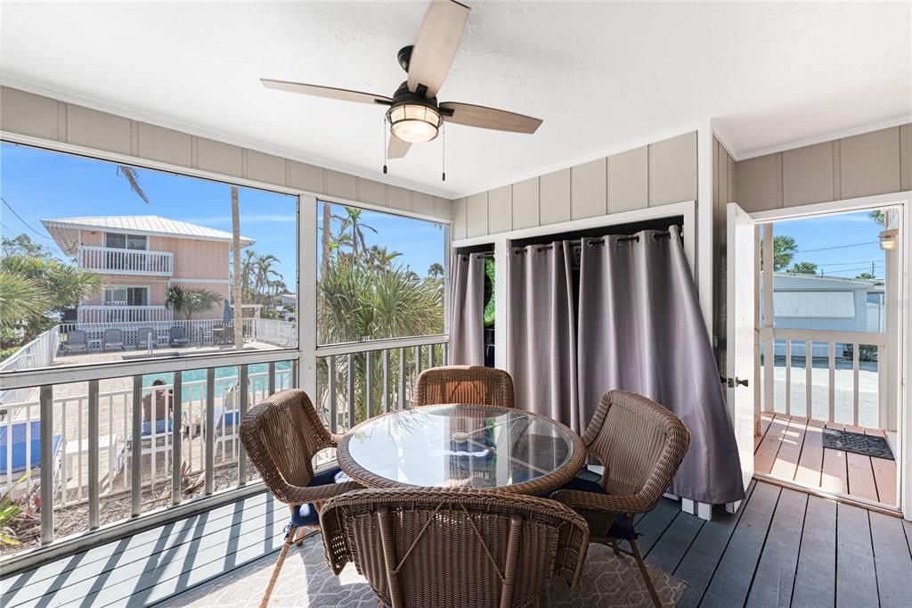 For Rent: $7,960 (2 beds, 1 baths, 880 Square Feet)