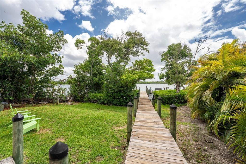 For Rent: $7,960 (2 beds, 1 baths, 880 Square Feet)