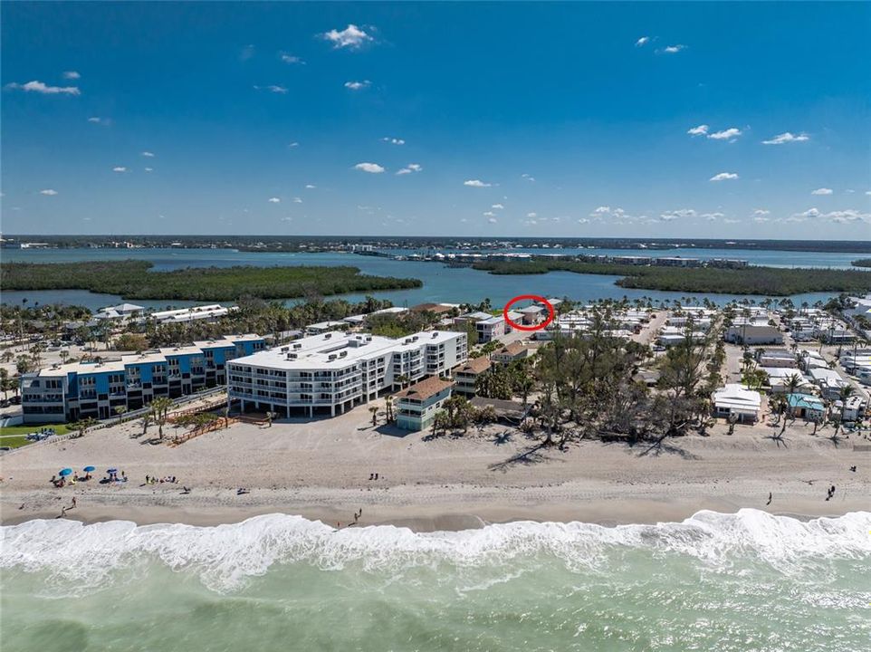 For Rent: $7,960 (2 beds, 1 baths, 880 Square Feet)