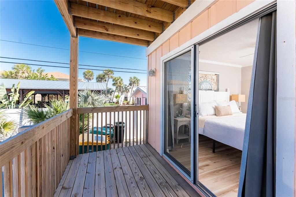 For Rent: $7,960 (2 beds, 1 baths, 880 Square Feet)