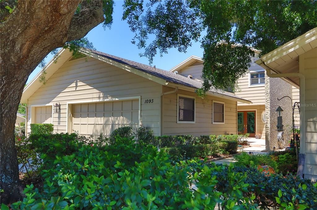 For Sale: $550,000 (3 beds, 3 baths, 3089 Square Feet)