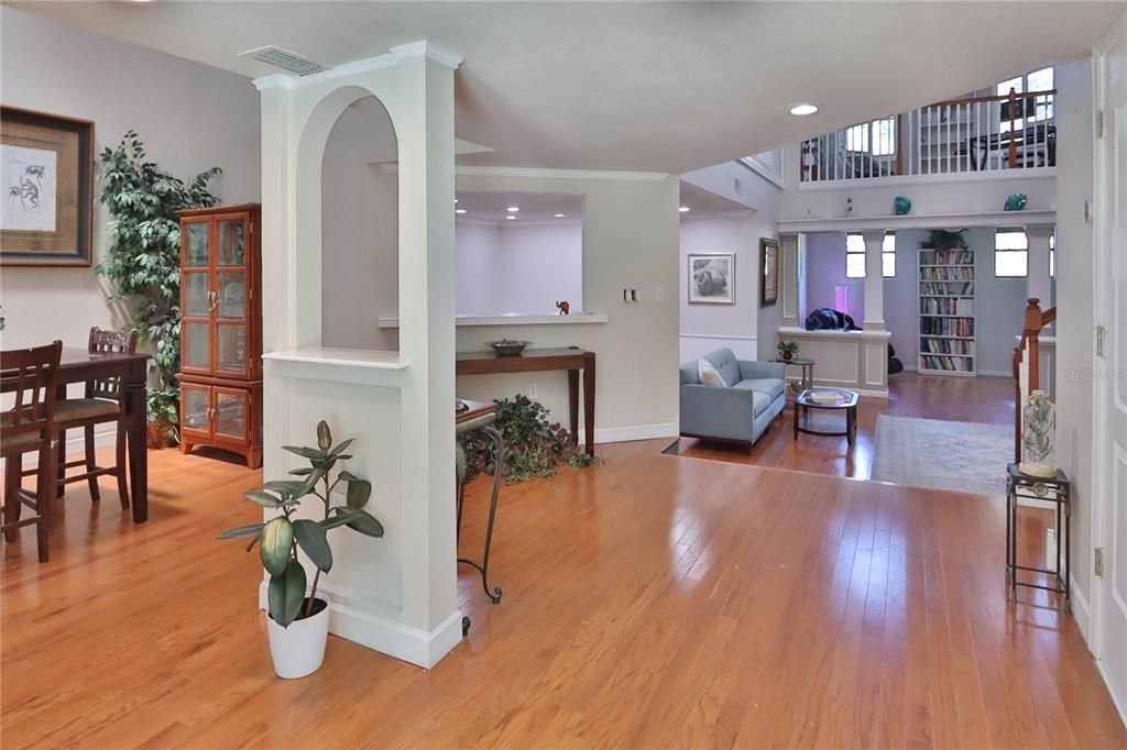 For Sale: $550,000 (3 beds, 3 baths, 3089 Square Feet)