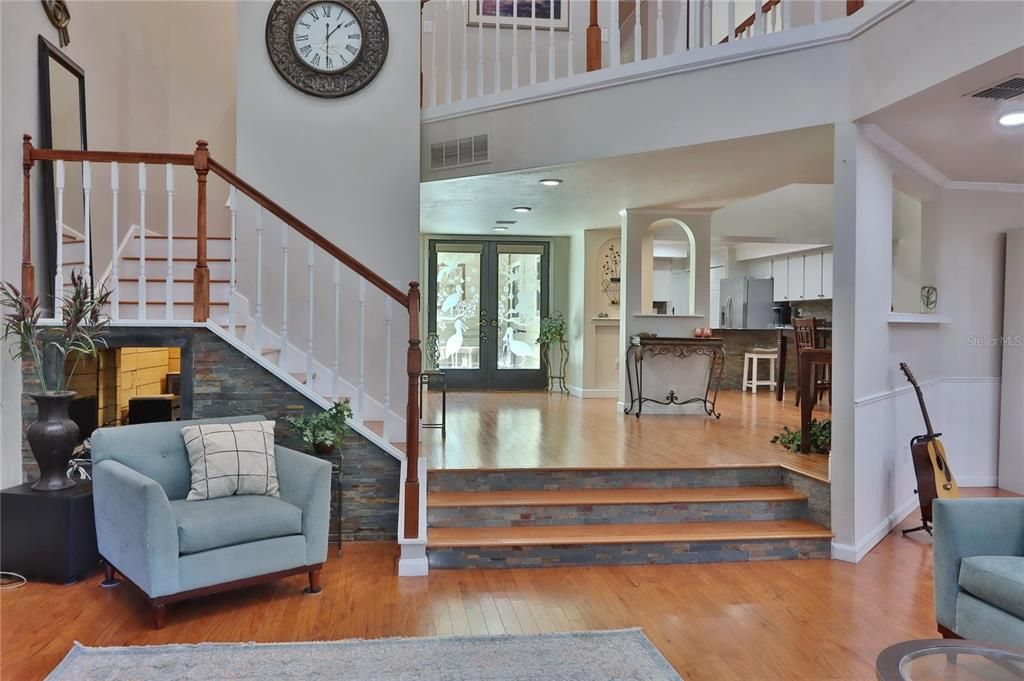 For Sale: $550,000 (3 beds, 3 baths, 3089 Square Feet)