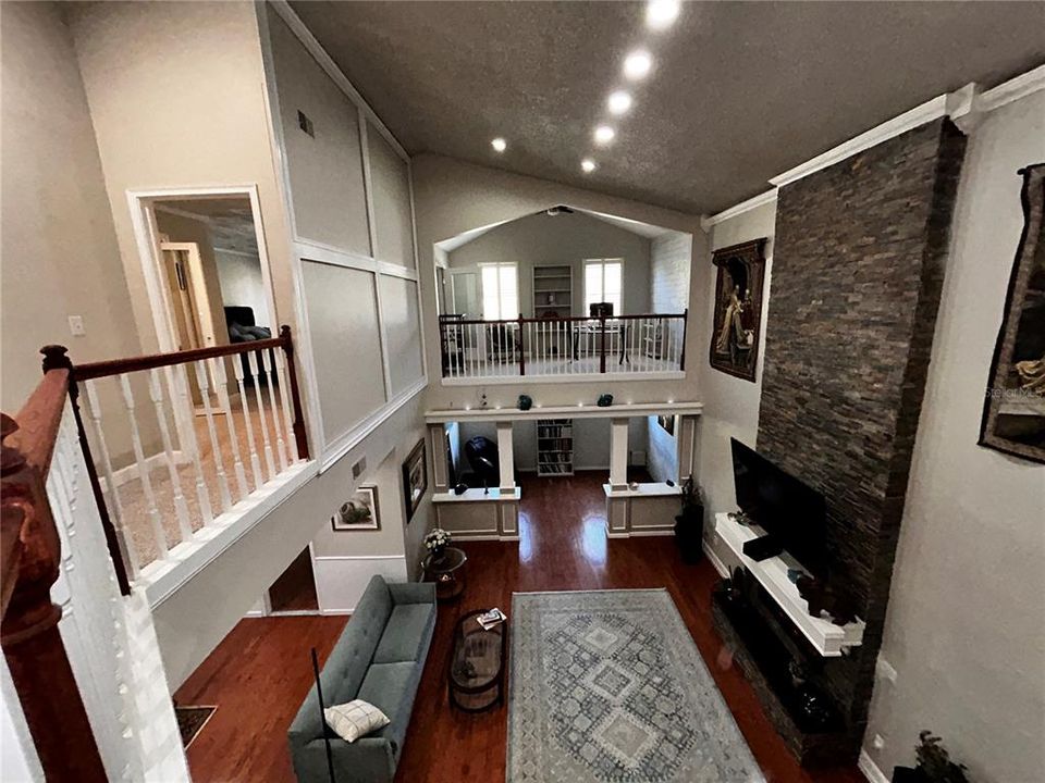 For Sale: $550,000 (3 beds, 3 baths, 3089 Square Feet)