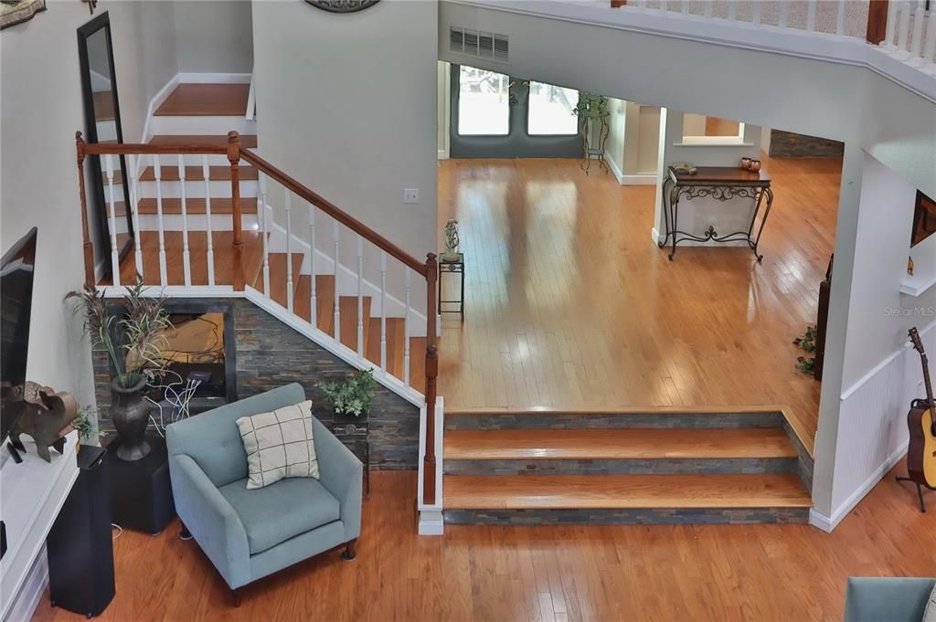 For Sale: $550,000 (3 beds, 3 baths, 3089 Square Feet)