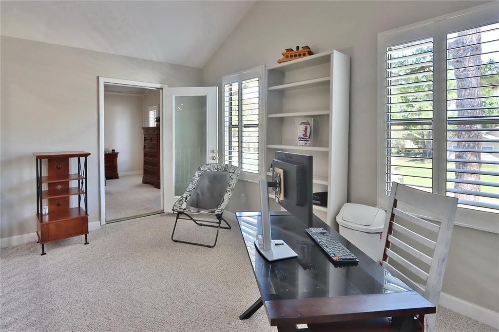 For Sale: $550,000 (3 beds, 3 baths, 3089 Square Feet)