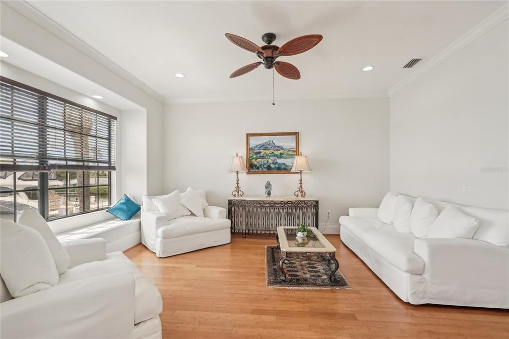 For Sale: $2,545,000 (4 beds, 4 baths, 4775 Square Feet)