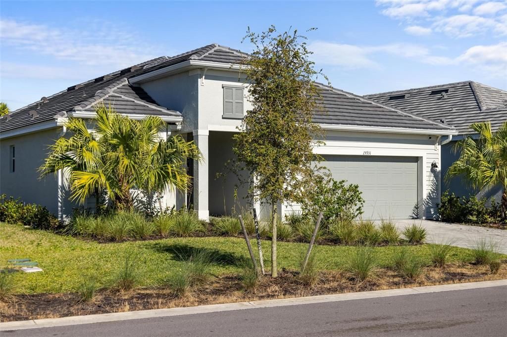 Active With Contract: $425,000 (4 beds, 2 baths, 2246 Square Feet)