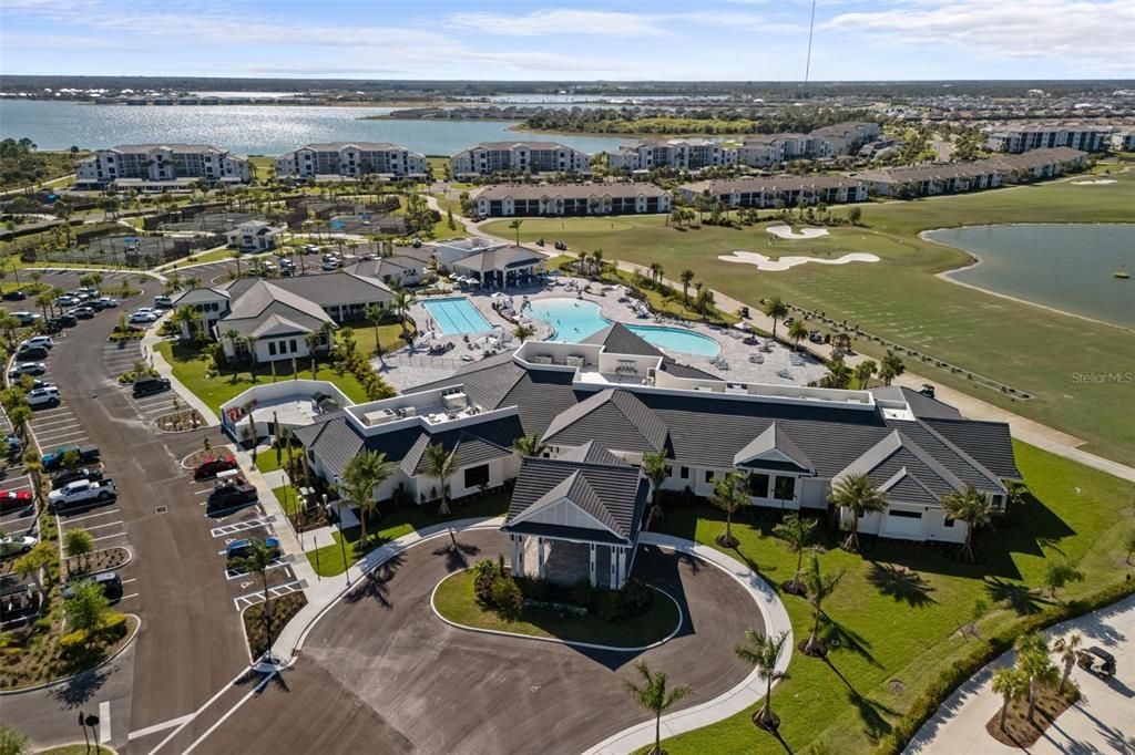 Active With Contract: $425,000 (4 beds, 2 baths, 2246 Square Feet)