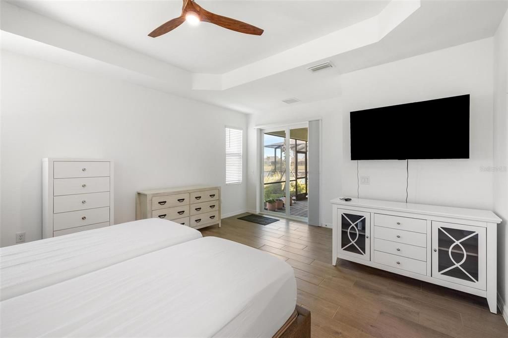 Active With Contract: $425,000 (4 beds, 2 baths, 2246 Square Feet)