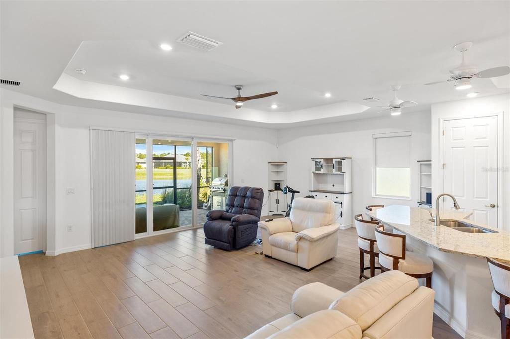 Active With Contract: $425,000 (4 beds, 2 baths, 2246 Square Feet)