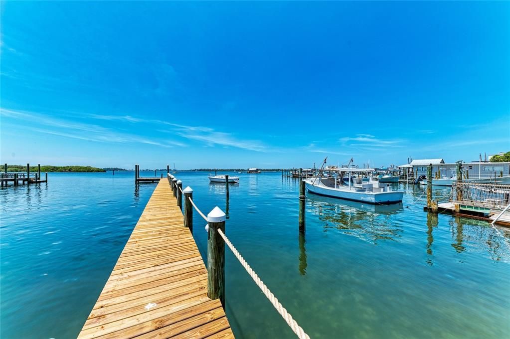 For Sale: $1,494,590 (3 beds, 2 baths, 1420 Square Feet)