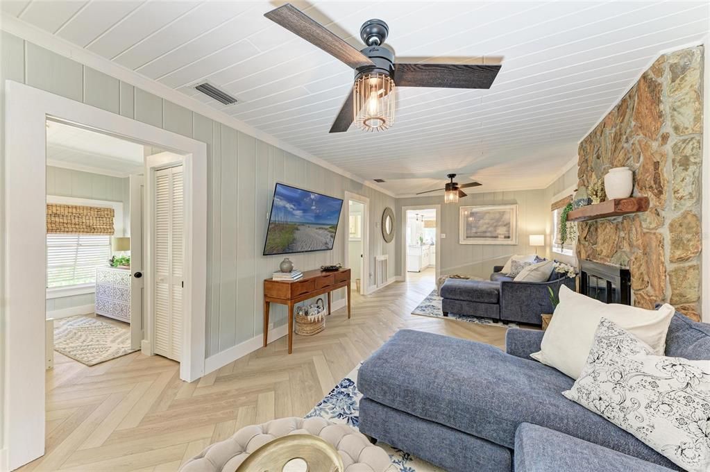 For Sale: $1,494,590 (3 beds, 2 baths, 1420 Square Feet)