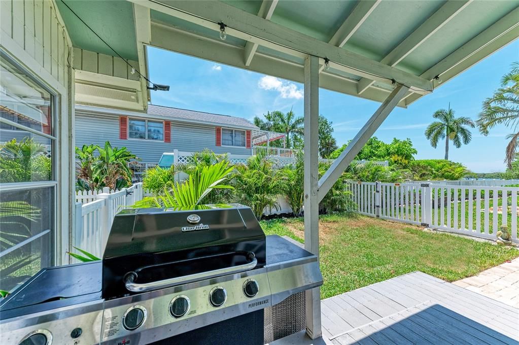 For Sale: $1,494,590 (3 beds, 2 baths, 1420 Square Feet)